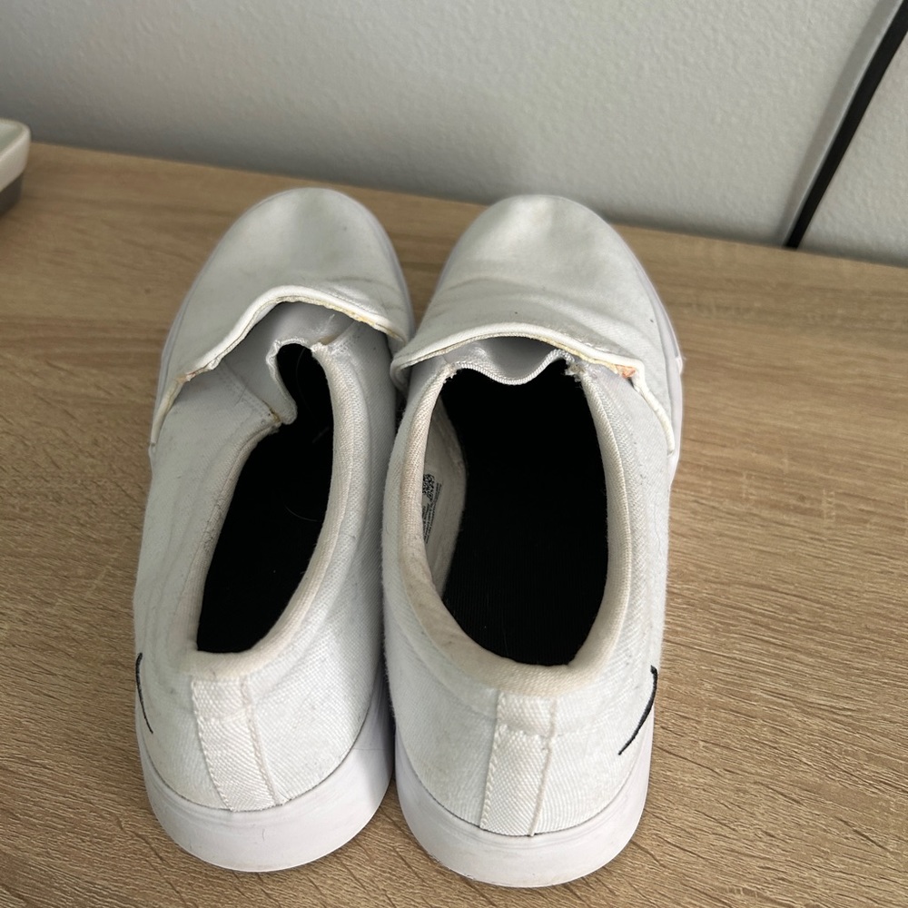 Nike slip on - Picture 6 of 9